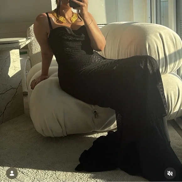 House of cb Elegant Black Evening Gown size medium - Picture 5 of 5